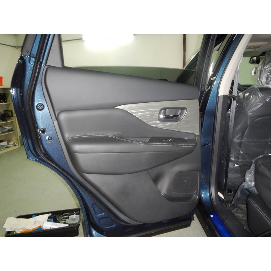 2016 Nissan Murano Rear door speaker location