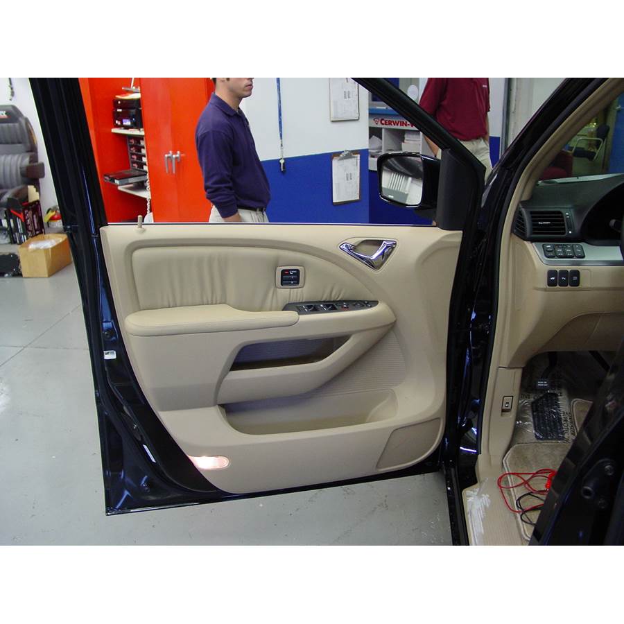 2007 Honda Odyssey Front door speaker location