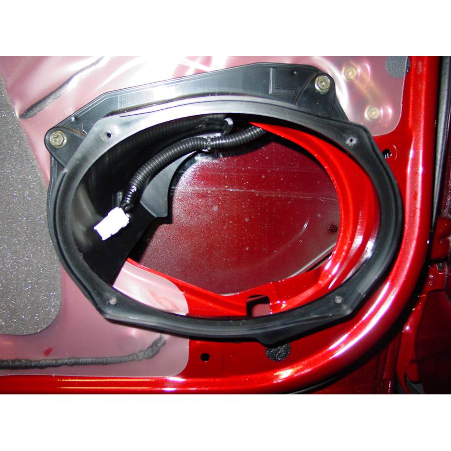 2005 Nissan Titan Front speaker removed