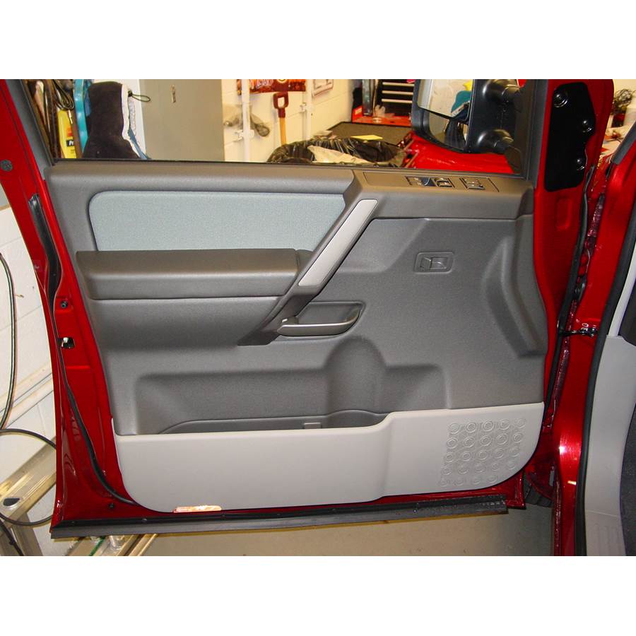 2010 Nissan Titan Front door speaker location