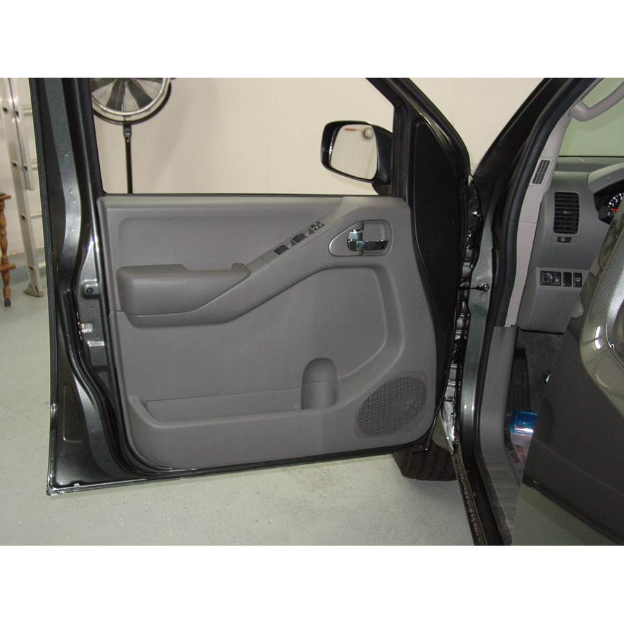 2012 Nissan Frontier PRO-4X Front door speaker location