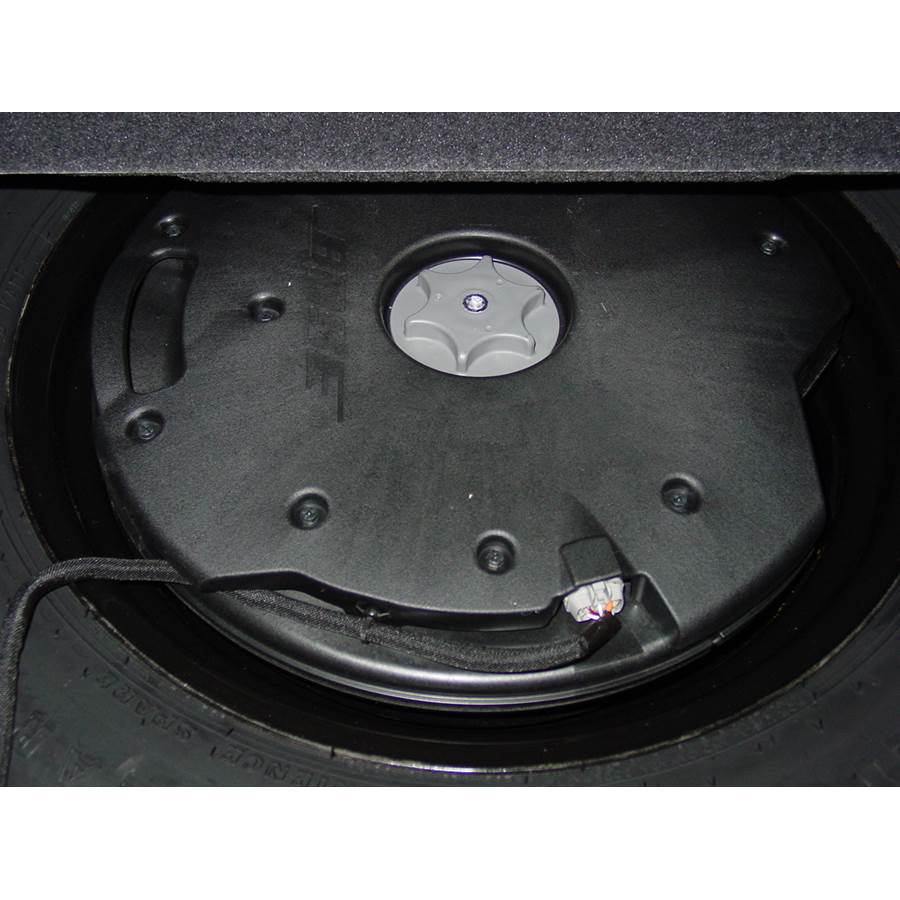 2010 Nissan Murano Factory subwoofer location