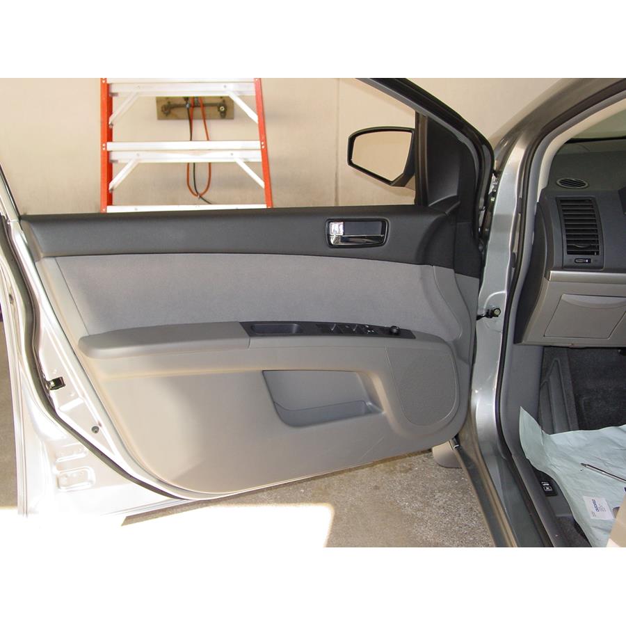 2010 Nissan Sentra Front door speaker location