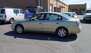 2003 Nissan Altima Exterior