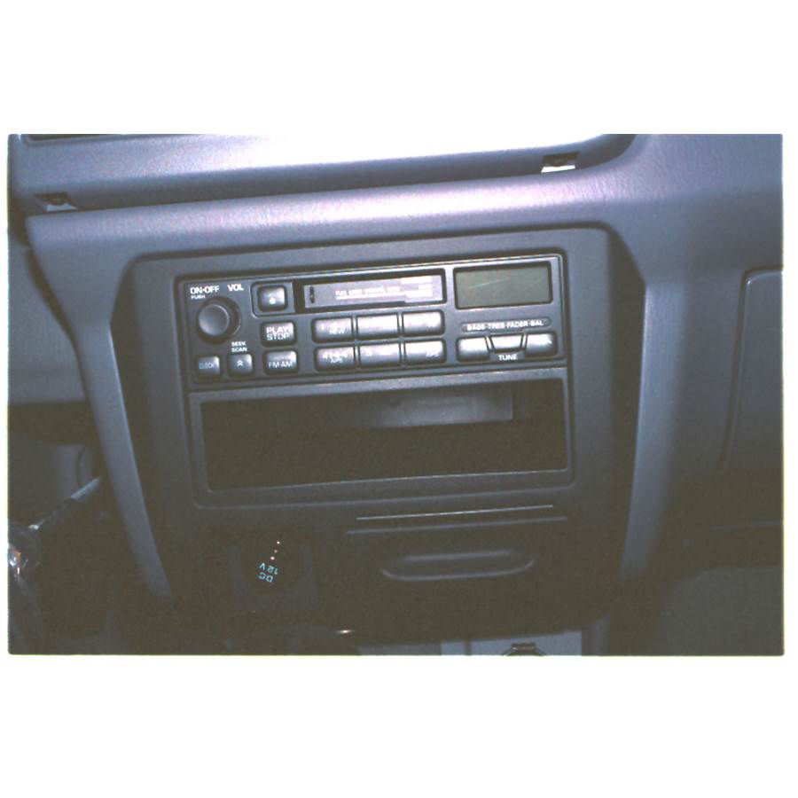 1999 Nissan Frontier Factory Radio