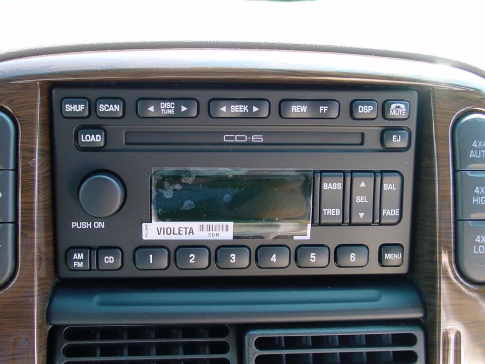 Ford Explorer Mach radio