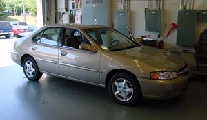 1999 Nissan Altima Exterior