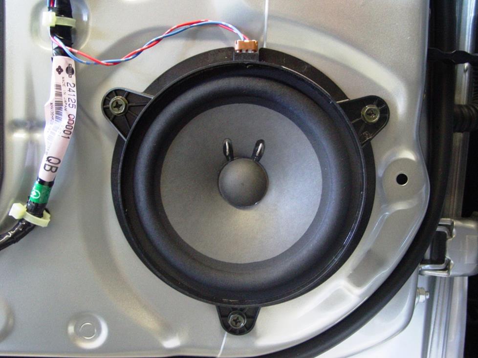Upgrading The Stereo System In Your 2003 2005 Nissan 350z