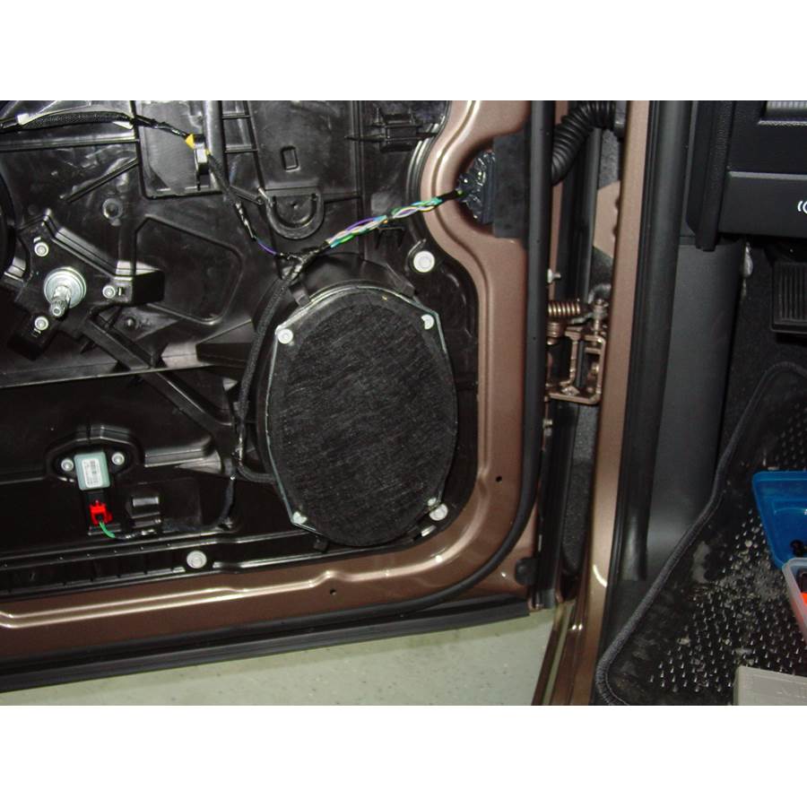 2010 Dodge Ram 1500 Front door speaker