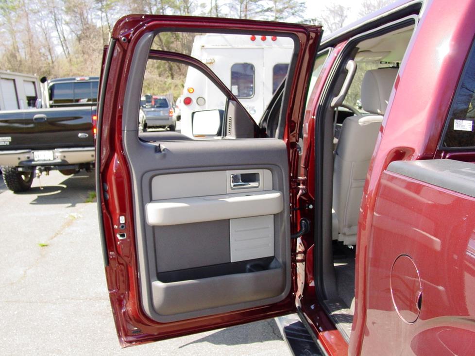 Ford F-150 SuperCrew front door