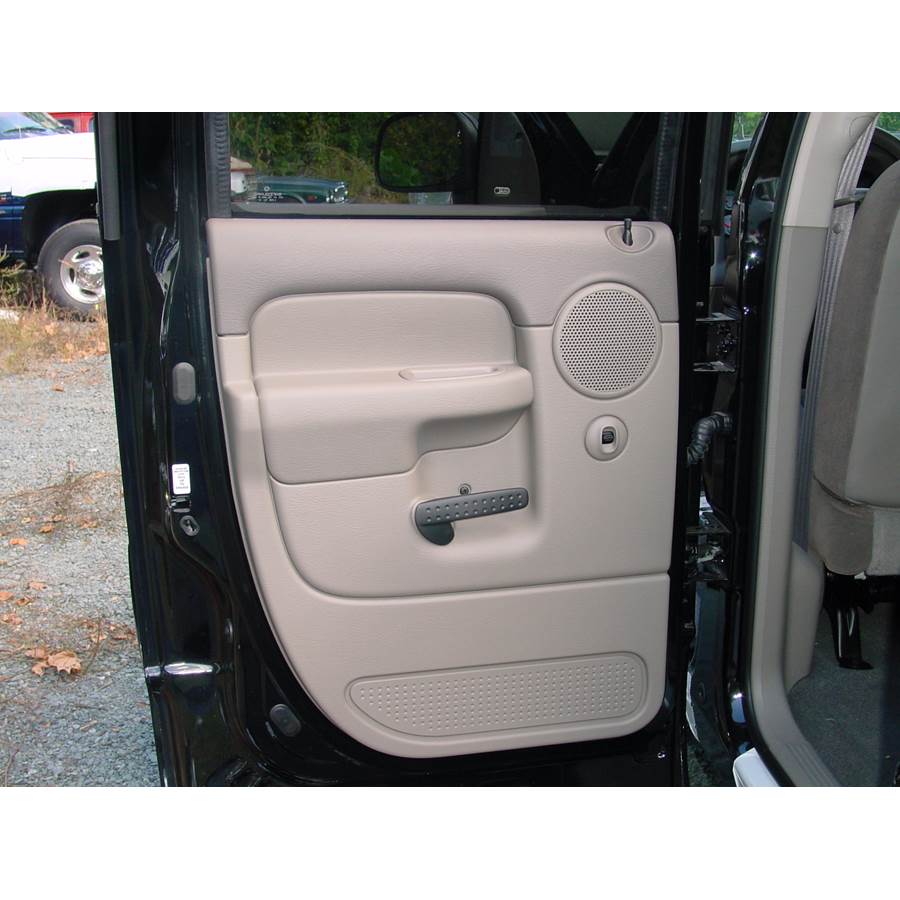 2003 Dodge Ram 3500 Rear door speaker location