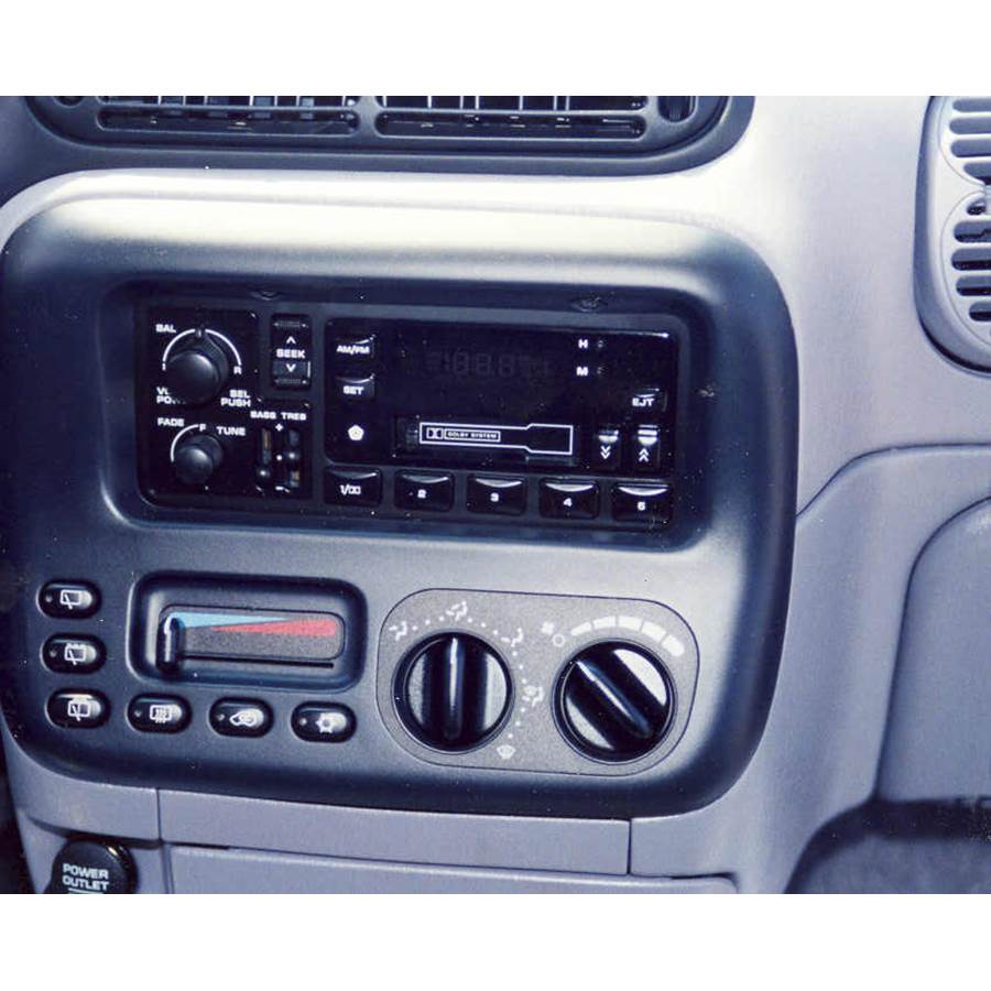 1999 Chrysler Town and Country Factory Radio