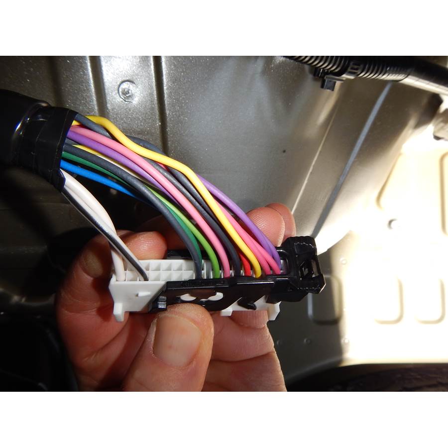 2015 Toyota RAV4 Factory amp wiring