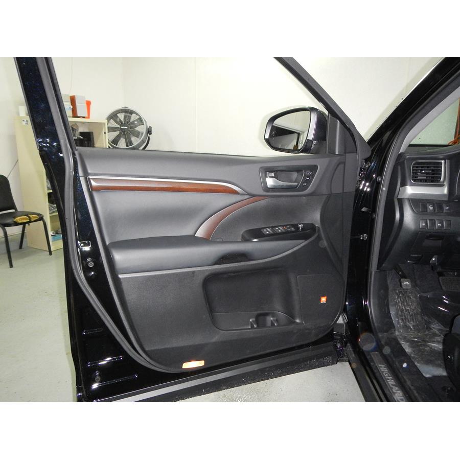 2016 Toyota Highlander Front door speaker location