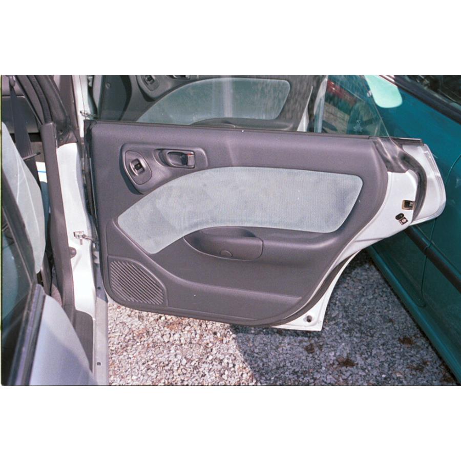 1999 Subaru Legacy Rear door speaker location