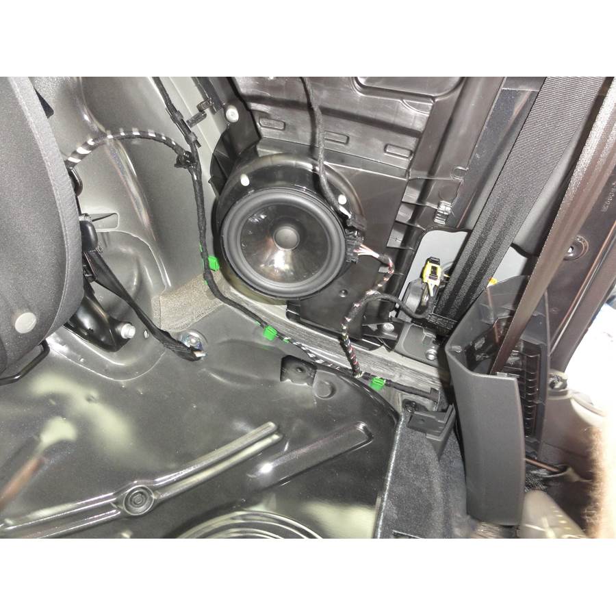 2015 Volkswagen Beetle Rear side panel speaker