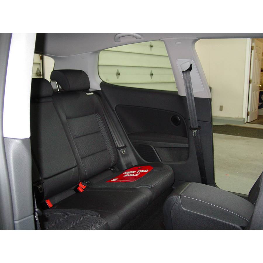 2013 Volkswagen Golf Rear side panel speaker location