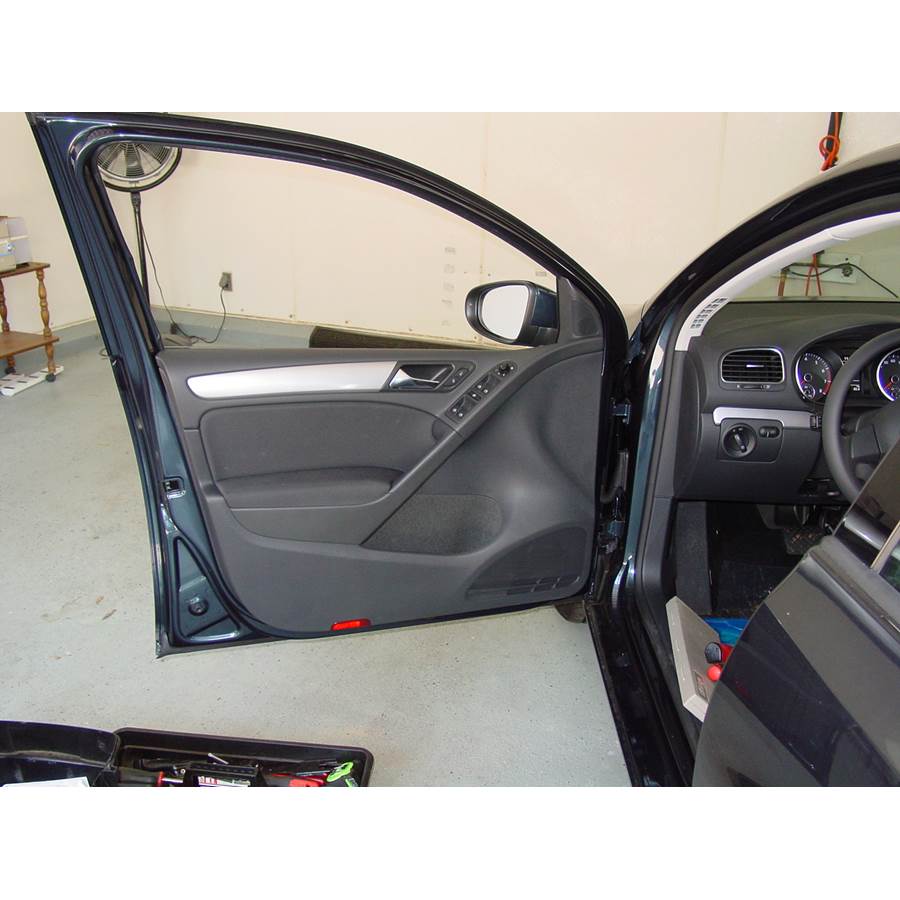 2014 Volkswagen Golf Front door speaker location