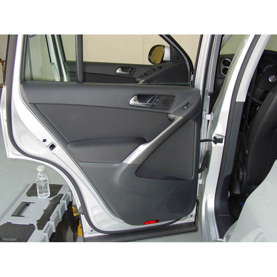2012 Volkswagen Tiguan Rear door speaker location
