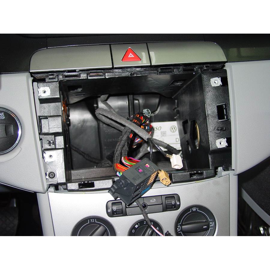 2006 Volkswagen Passat Factory radio removed