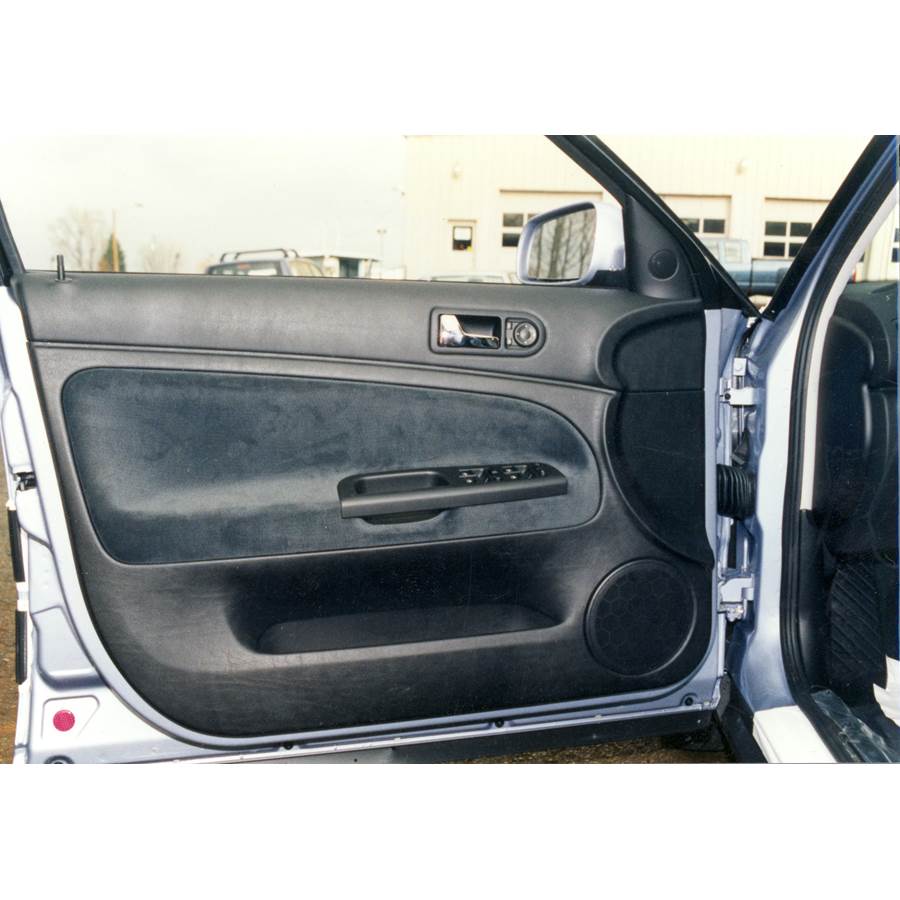 1999 Volkswagen Passat Front door speaker location