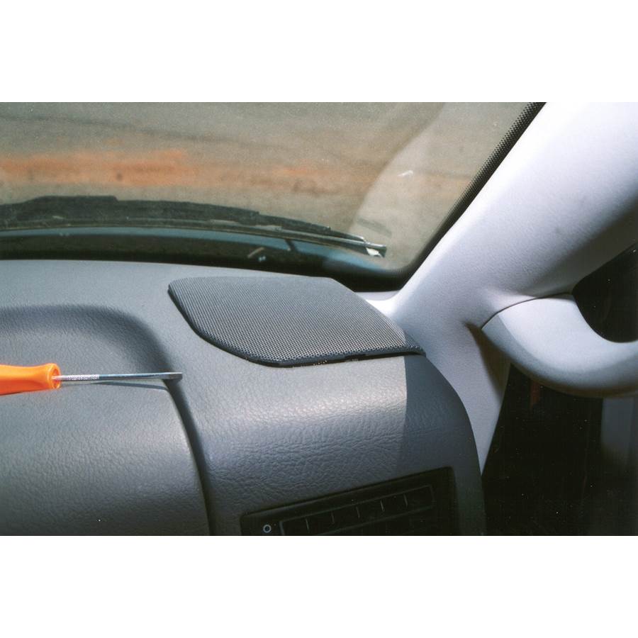 1999 Volkswagen Eurovan Dash speaker location