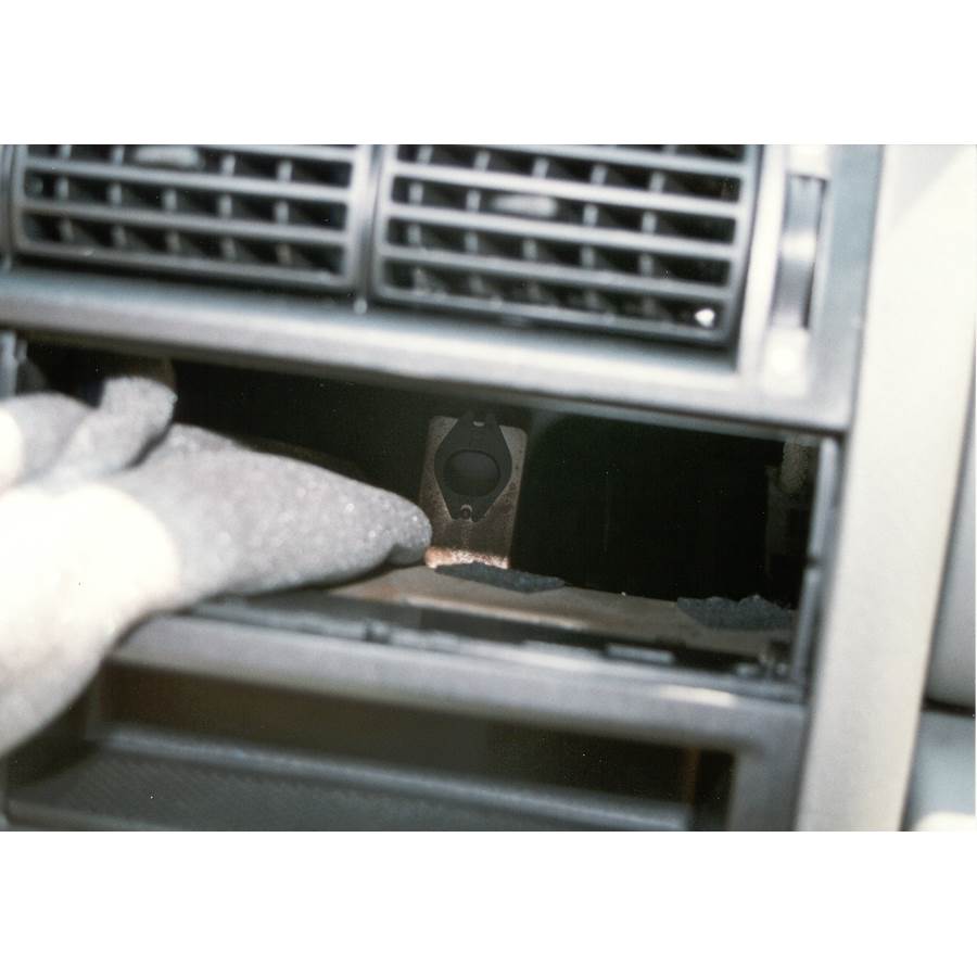 1999 Volkswagen Eurovan Factory radio removed