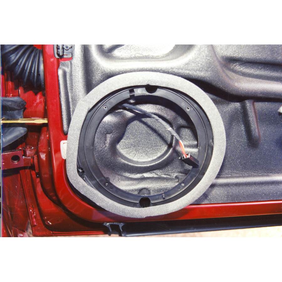 1995 Volkswagen Passat Front speaker removed