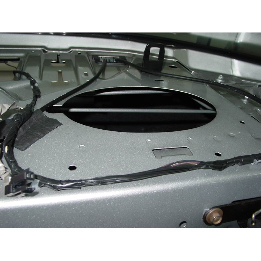 2005 Pontiac Sunfire Rear deck speaker removed