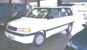 1999 Mazda MPV Exterior