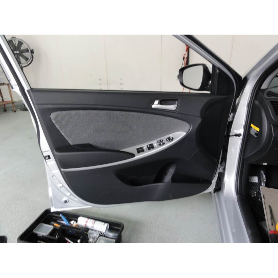 2015 Hyundai Accent Front door speaker location