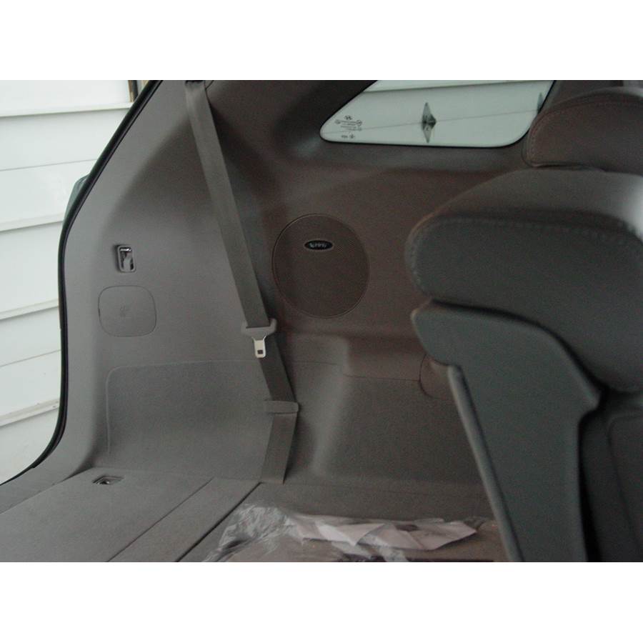 2009 Hyundai Veracruz Far-rear side speaker location