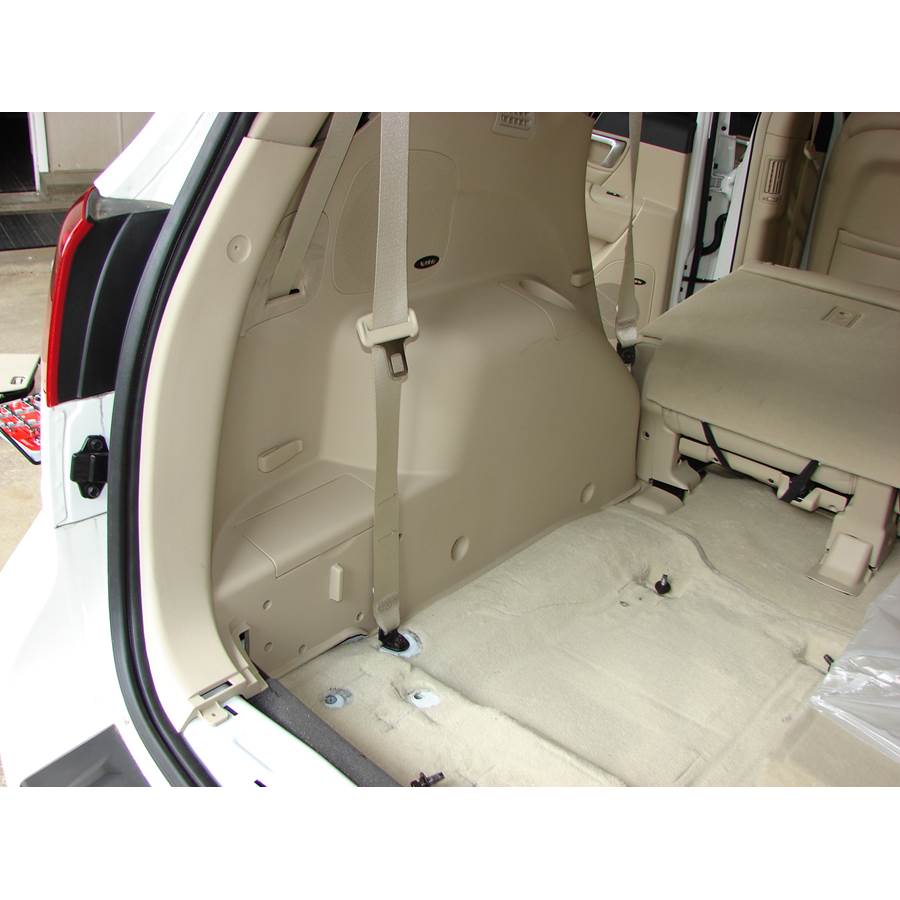 2010 Hyundai Santa Fe Far-rear side speaker location