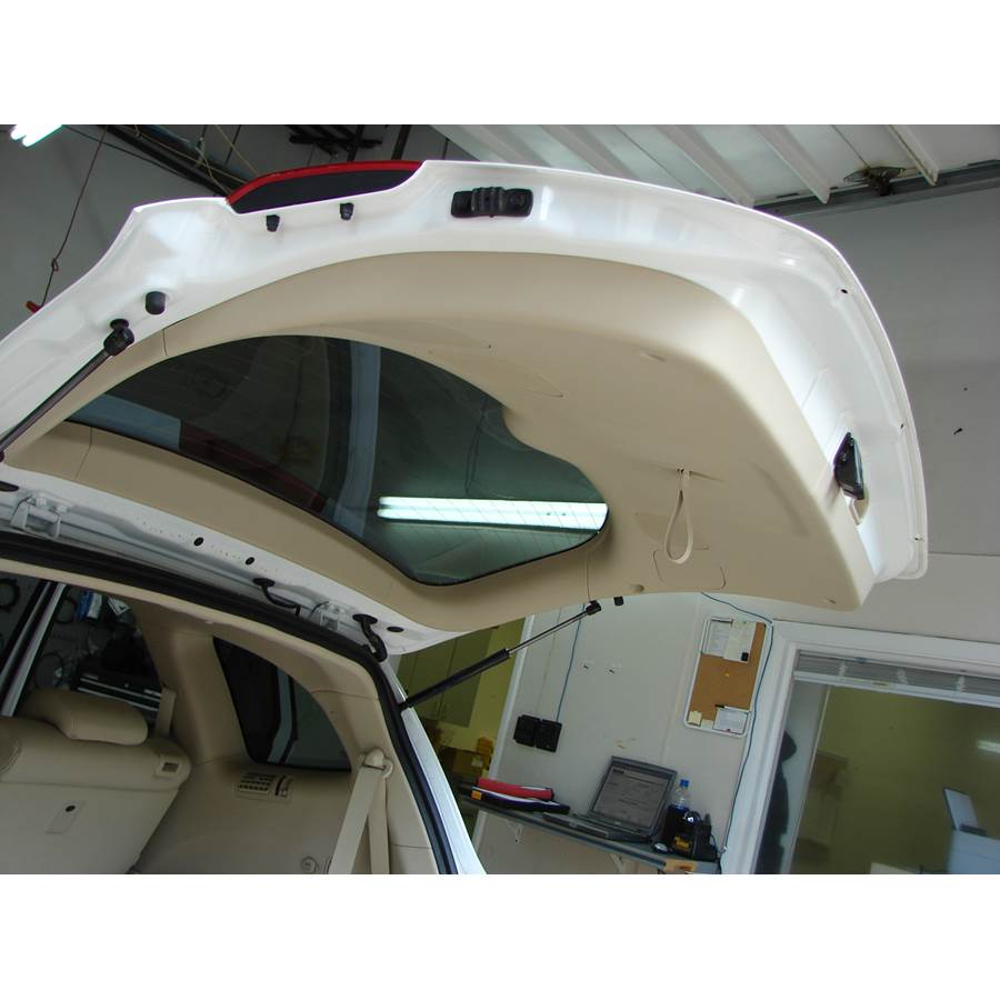 2010 Hyundai Santa Fe Tail door speaker location