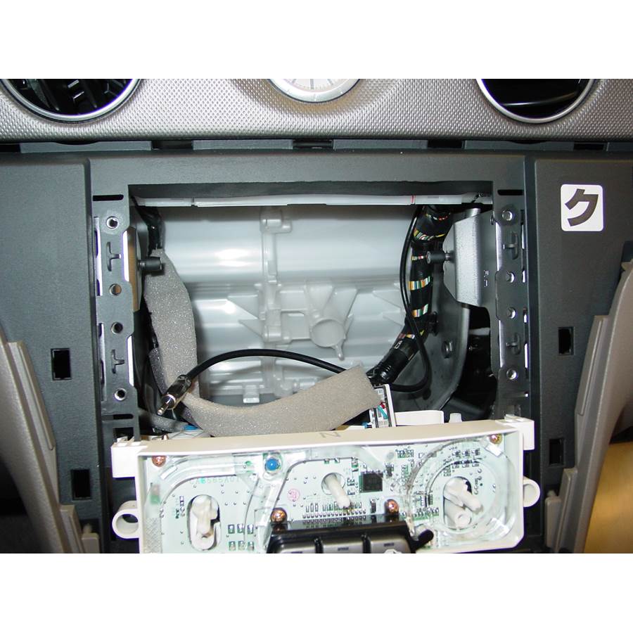 2003 Mitsubishi Outlander Factory radio removed