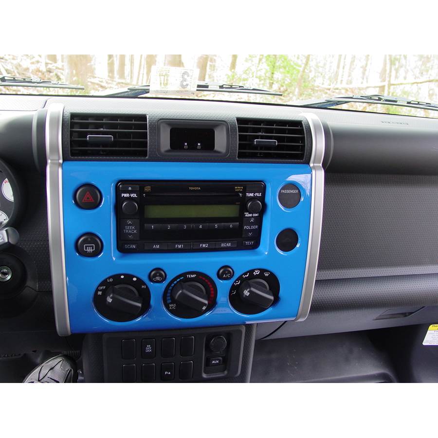 2010 Toyota FJ Cruiser Factory Radio