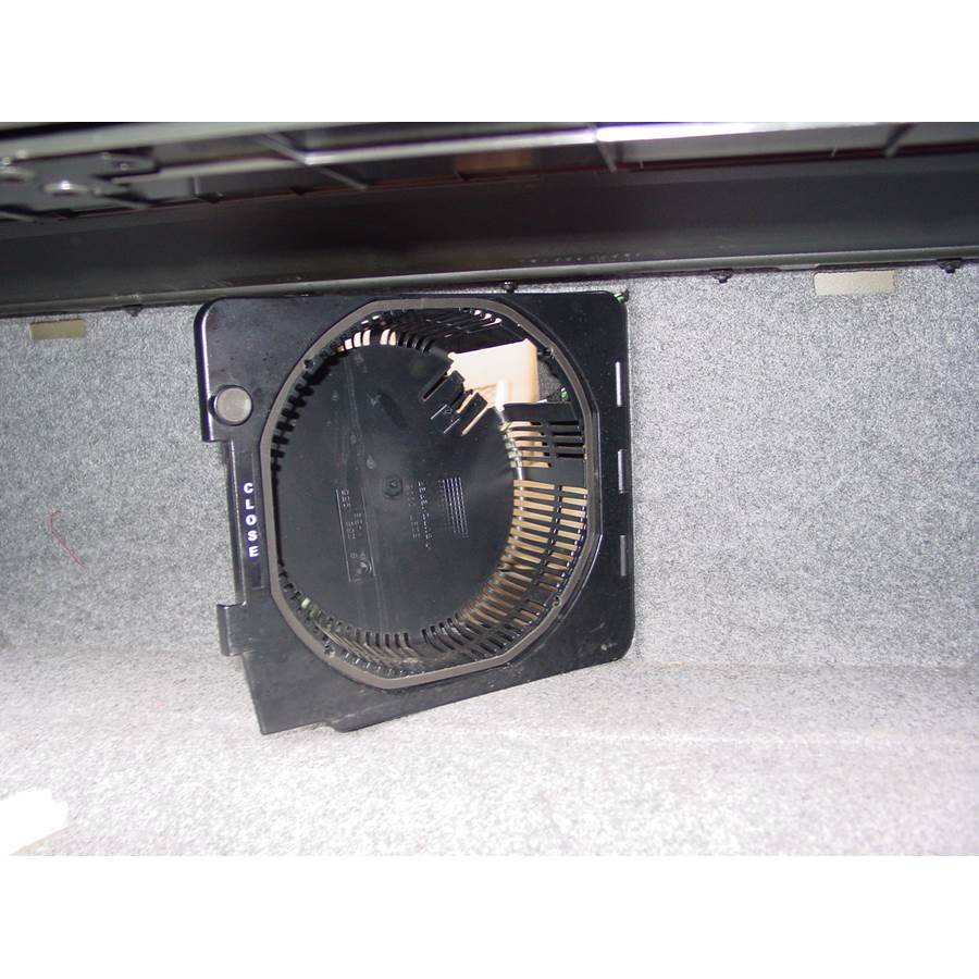 2005 BMW 3 Series Trunk speaker removed