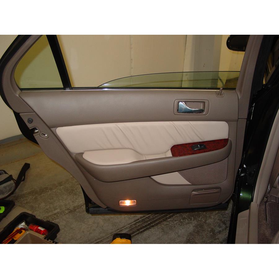 1999 Acura 3.5RL Rear door speaker location