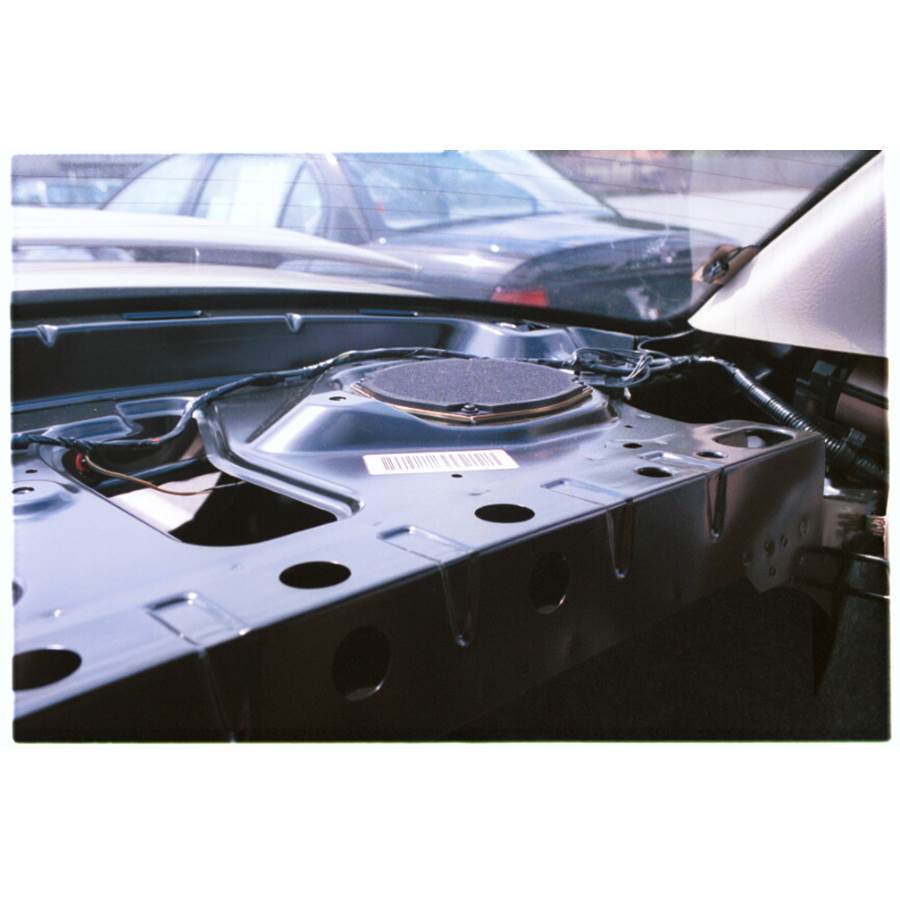 1996 Saturn SL Rear deck speaker