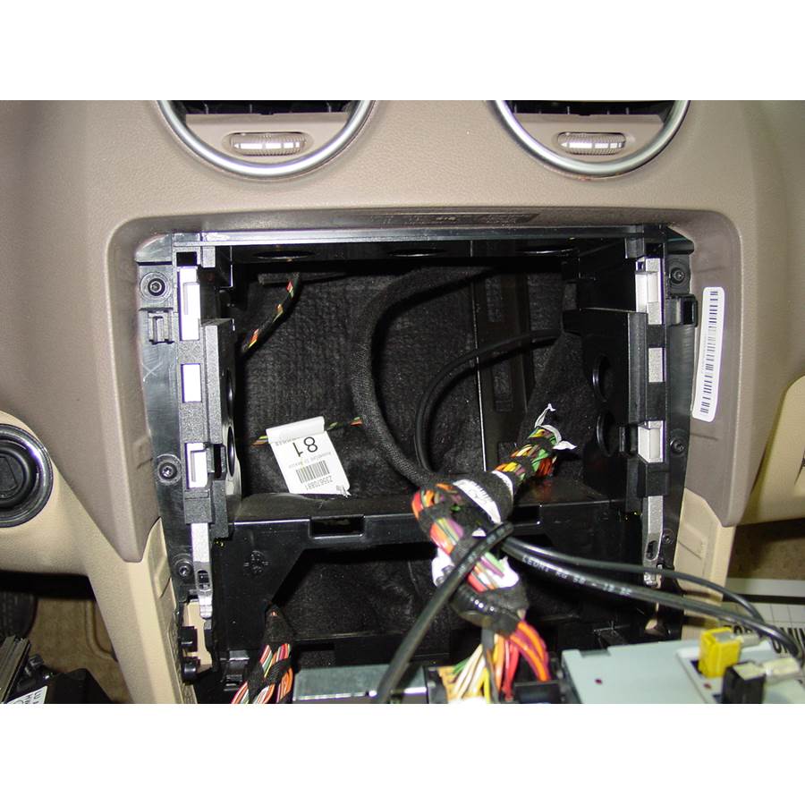 2010 Mercedes-Benz ML350 Factory radio removed