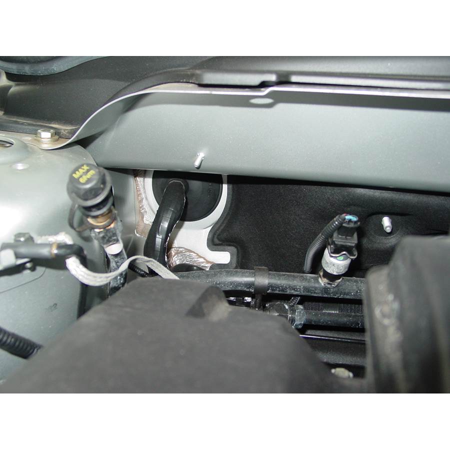2005 Volvo S40 Firewall access