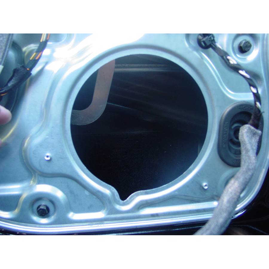2005 Volvo S40 Rear door woofer removed