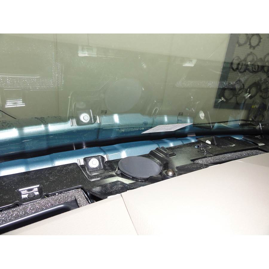 2009 Chrysler Town and Country Center dash speaker