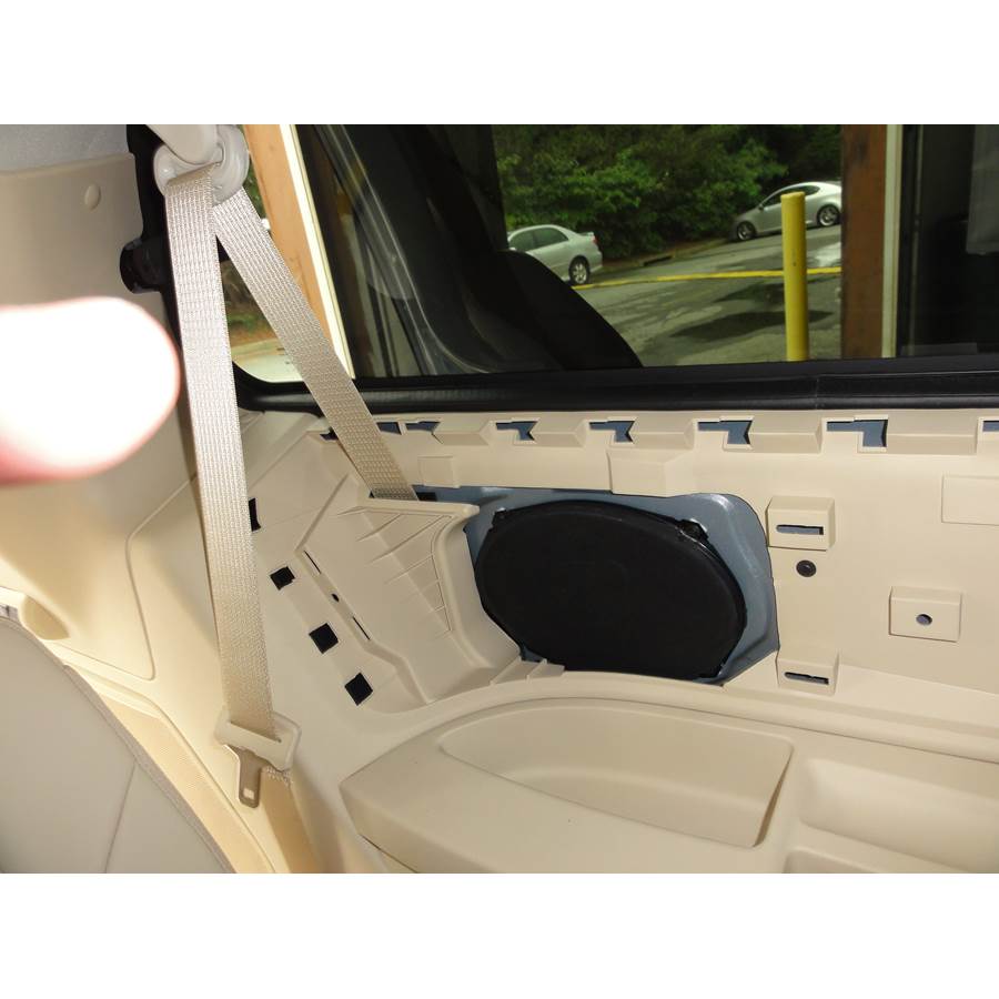 2008 Chrysler Town and Country Mid-rear speaker