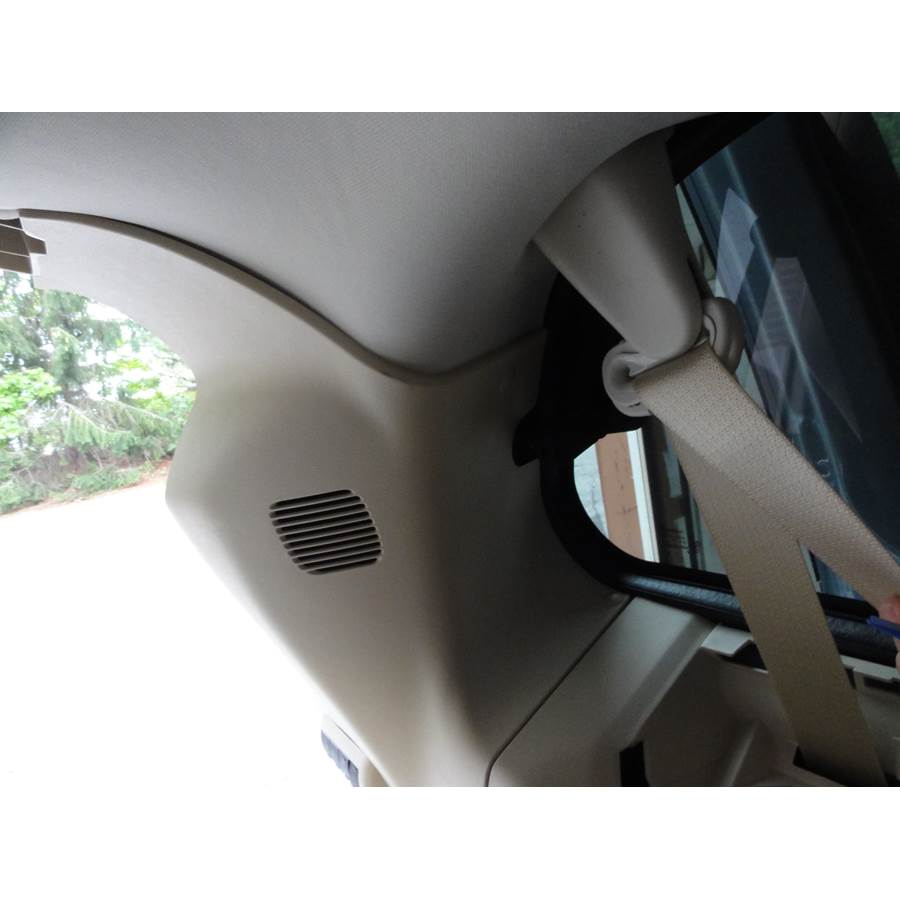 2008 Chrysler Town and Country Rear pillar speaker location