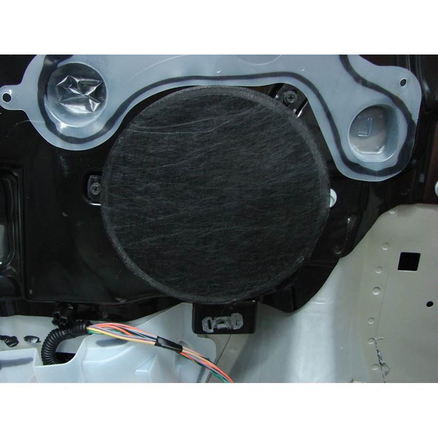 2009 Chrysler Sebring Rear side panel speaker