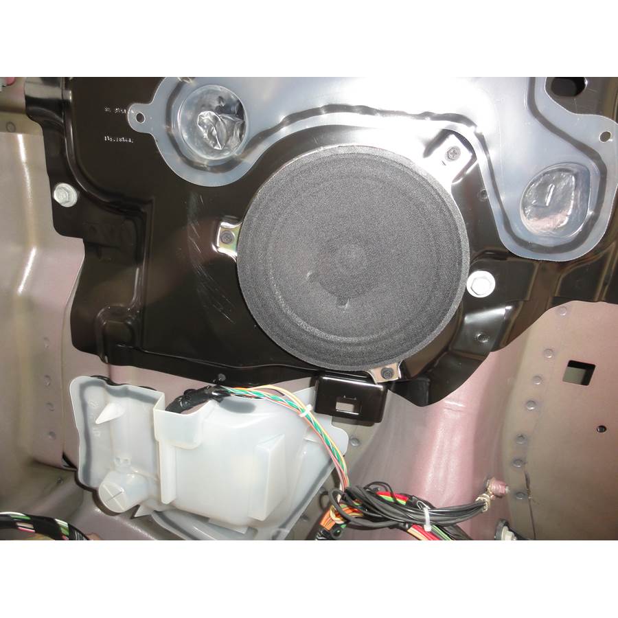 2011 Chrysler 200 Rear side panel speaker