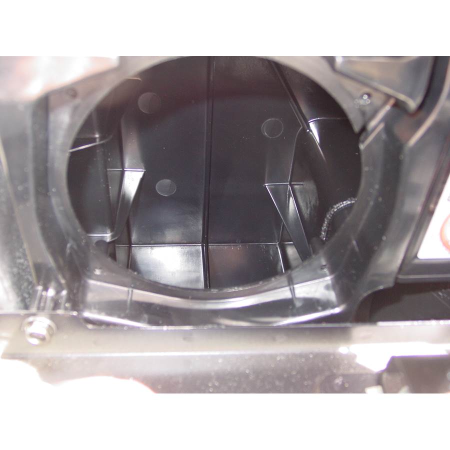 2005 Audi A4 Far-rear side speaker removed