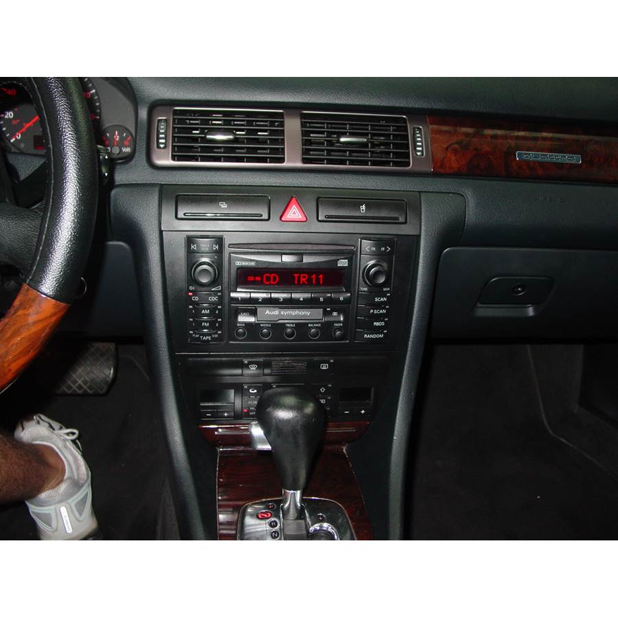2000 Audi A6 Factory Radio