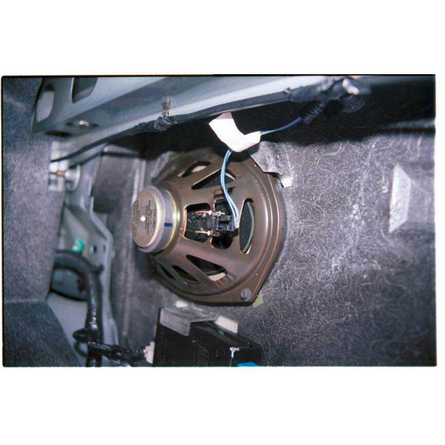 1998 Buick Riviera Rear deck speaker
